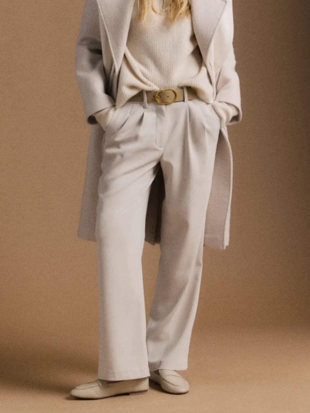 Quince Stretch Crepe Pleated Wide Leg Pants in Sand Size 8 Officewear